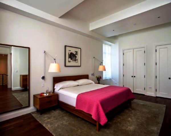 Без люстры: выбираем альтернативное освещение для спальни