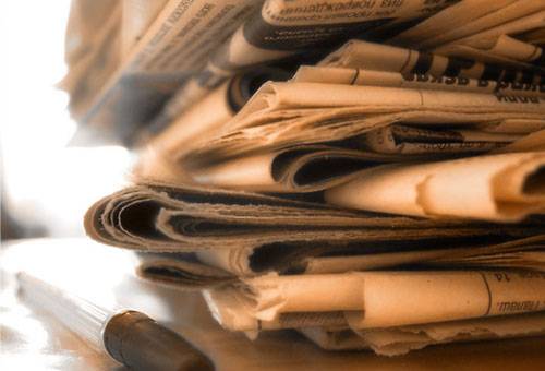 Как легко и быстро убрать старую побелку с потолка?