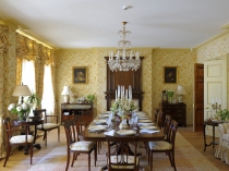 Как подобрать шторы к фотообоям. основных правил подбора штор к обоям. Варианты оформления гостиной