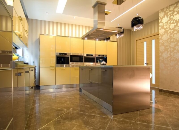 Как подобрать шторы к фотообоям. основных правил подбора штор к обоям. Варианты оформления гостиной