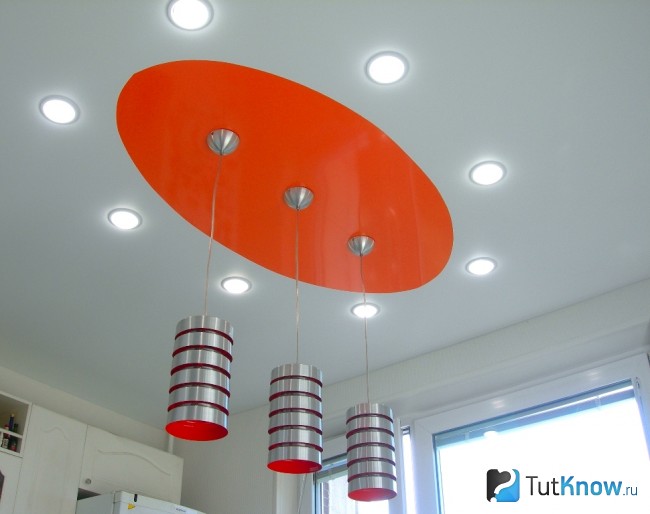 Как выбрать точечные светильники для натяжных потолков