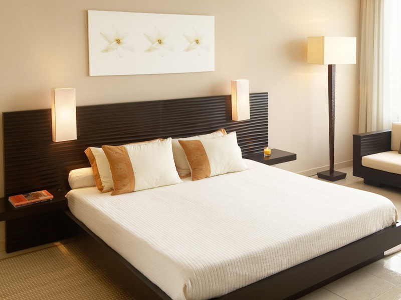 Как зрительно увеличить пространство с помощью обоев: расширяем узкую комнату