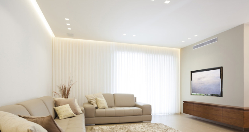 Как зрительно увеличить высоту потолка?