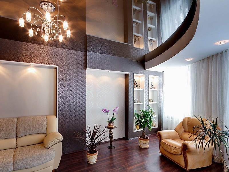 Как зрительно увеличить высоту потолка — превращаем минусы в плюсы