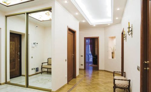 Какой потолок сделать в коридоре