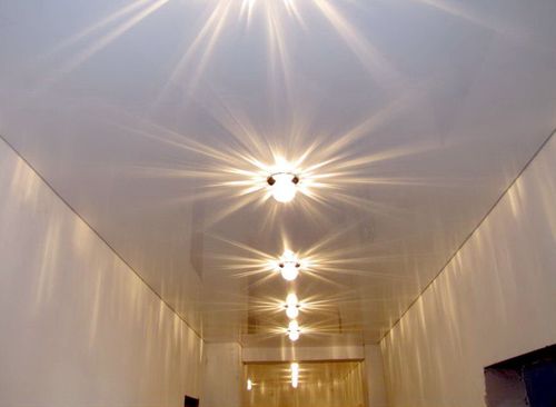 Какой потолок сделать в коридоре