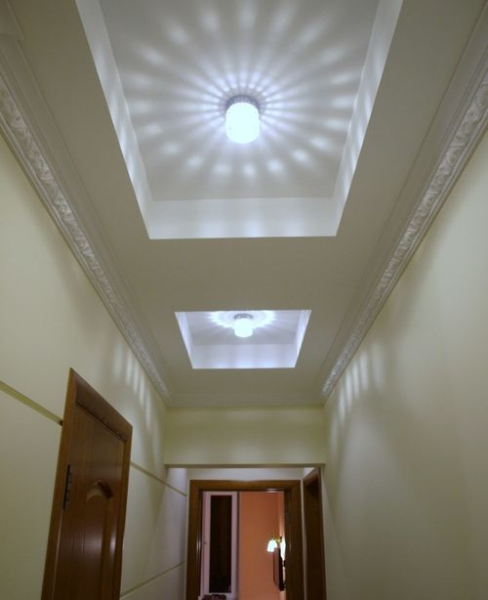 Какой потолок сделать в коридоре