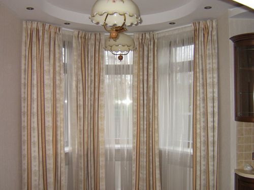 Карнизы полукруглые настенные. Какие полукруглые карнизы для штор бывают: обзор