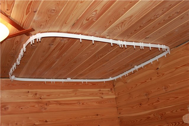 Карнизы полукруглые настенные. Какие полукруглые карнизы для штор бывают: обзор