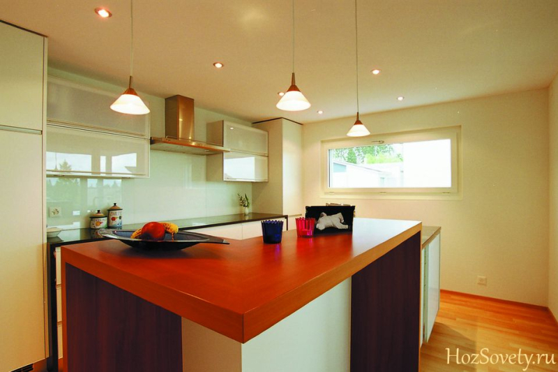 Освещение на кухне с натяжным потолком