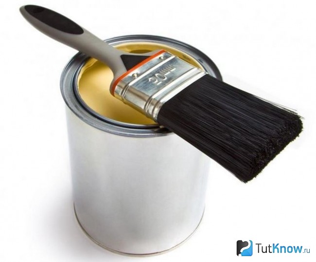 Покраска потолочного плинтуса