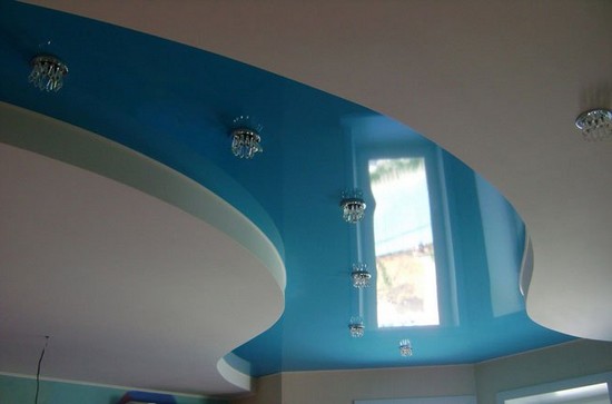 Потолок на маленькой кухне в хрущевке