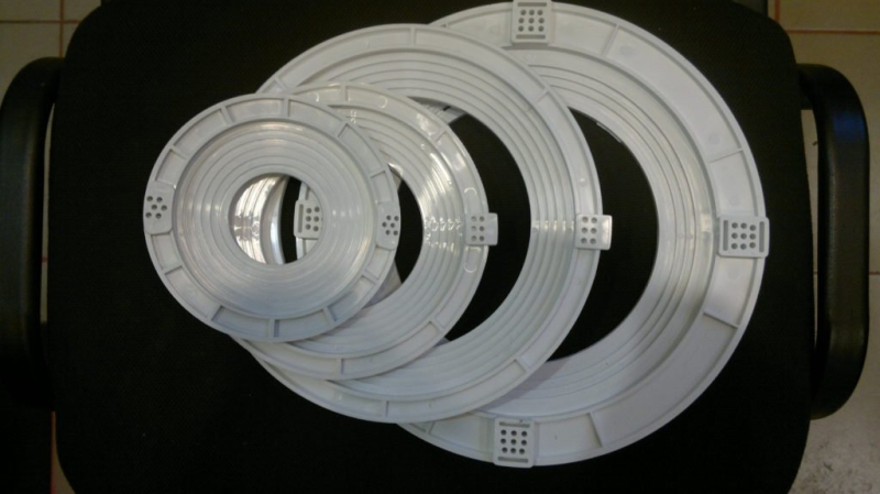 Точечные светильники для натяжных потолков: яркие звезды в безоблачном небе