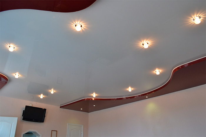 Варианты дизайна двухуровневых потолков для зала — выбираем лучшие варианты