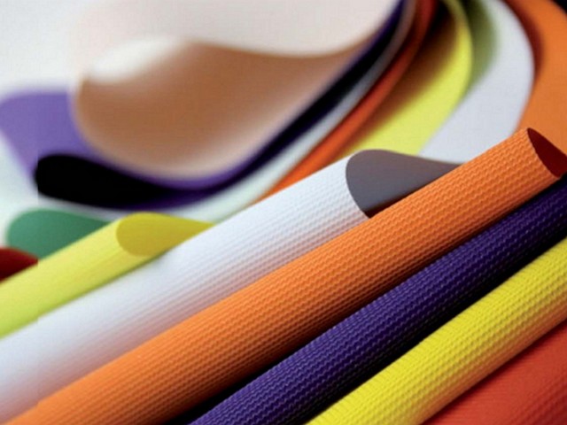 Вредны ли натяжные потолки?