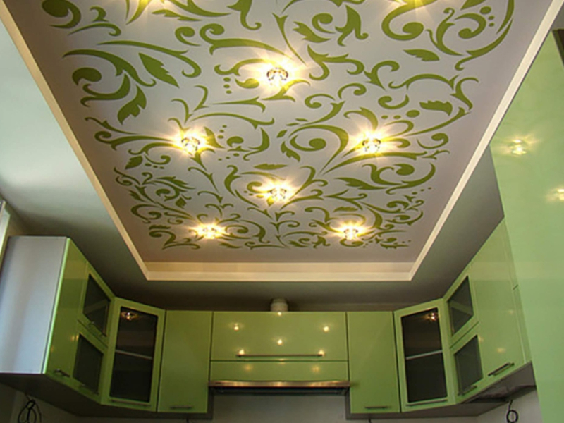 Вредны ли натяжные потолки?