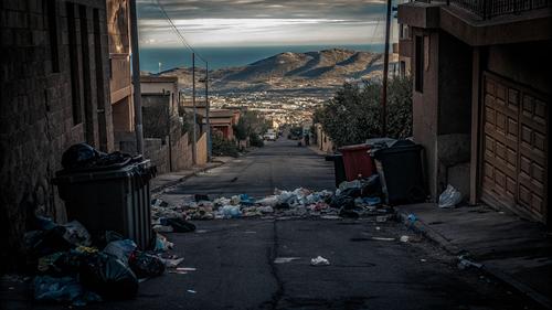 И в туристическое межсезонье Ялта не справляется с мусором