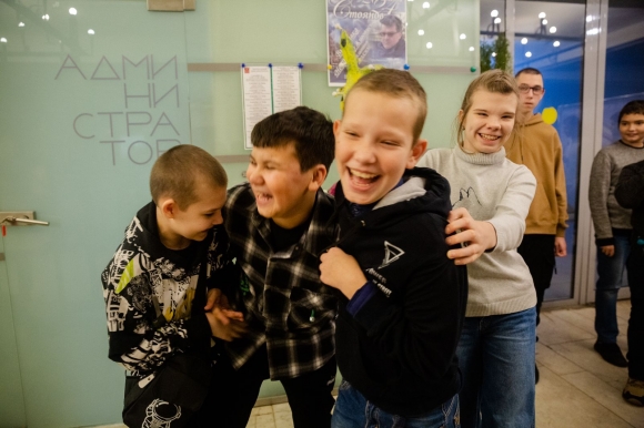 &laquo;Люди, ходите в театр, ходите!&raquo;: как особенные дети попали в особенную новогоднюю сказку