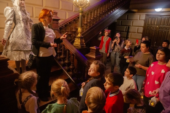 &laquo;Люди, ходите в театр, ходите!&raquo;: как особенные дети попали в особенную новогоднюю сказку