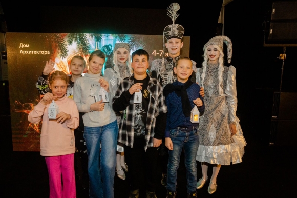 &laquo;Люди, ходите в театр, ходите!&raquo;: как особенные дети попали в особенную новогоднюю сказку