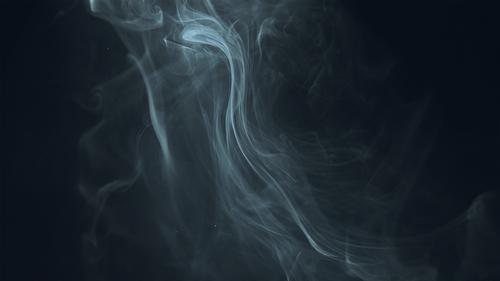 В России стало больше подростков, которые курят вейп