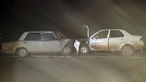 Водитель, уклоняясь от удара съехал на обочину, но не уклонился