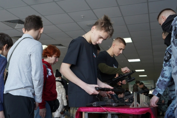 21 февраля, в ГУ Росгвардии по г. Москве, состоялось мероприятие военно-патриотической направленности &laquo;Кузница Патриотов&raquo;