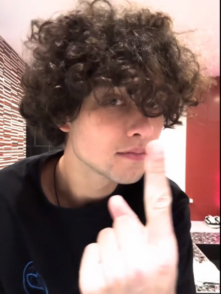 &laquo;Блогер-певец&raquo; Лизогуб и ему подобные процветают, нанося своим &laquo;творчеством&raquo; вред неокрепшим детским умам и душам