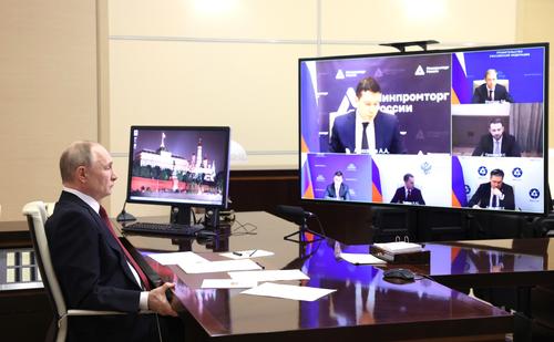 Путин провел совещание по добыче и переработке редких и редкоземельных металлов