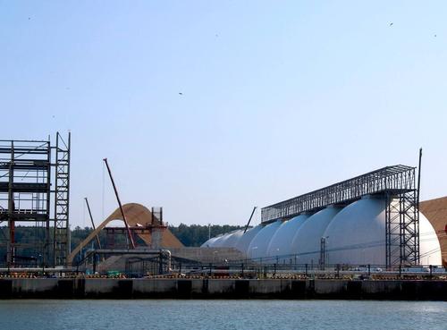 В Усть-Луге официально открылся новый портовый терминал для перевалки аммиака