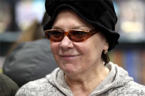 Малахов опроверг информацию о том, что Голубкина умерла в доме престарелых