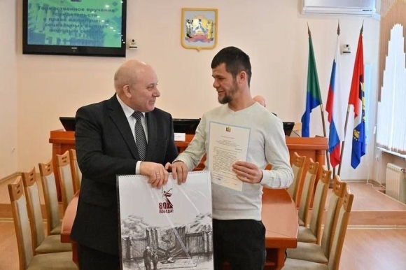 Москва далеко &mdash; делай что хочешь?