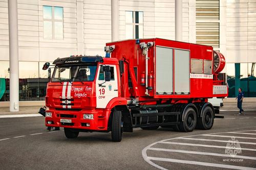 На Кубани после взрыва площадь пожара на нефтебазе увеличилась до 10 тыс. кв. м