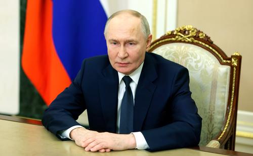 Владимир Путин: миллионы людей в &laquo;Движении первых&raquo; являются приличной армией