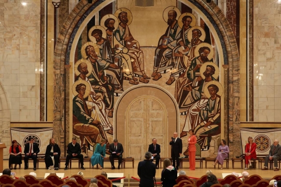 Благотворительность объединяет: В Москве прошел 2-й Всероссийский Благотворительный Съезд &laquo;Наш Мир-21 век&raquo;