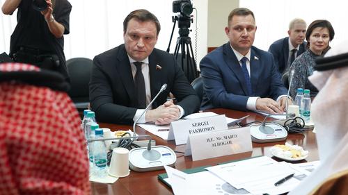 Депутаты ГД РФ поделились с саудавцами опытом ипотеки