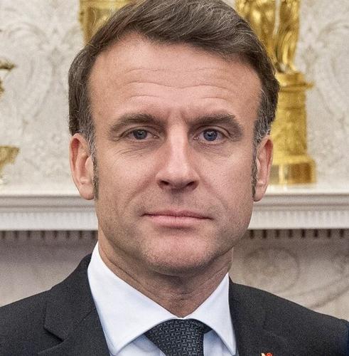 Макрон: переговоры в Ватикане позволили приблизить прекращение огня на Украине