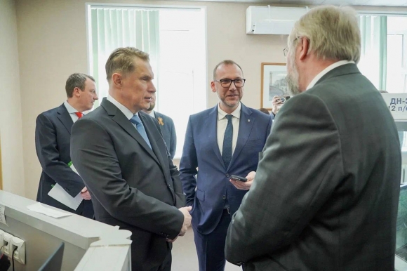 Михаил Мурашко посетил Городскую станцию скорой медицинской помощи в Санкт-Петербурге