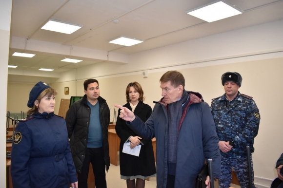 Соблюдение закона и равное отношение ко всем: как ОП РФ развивала институт ОНК в России