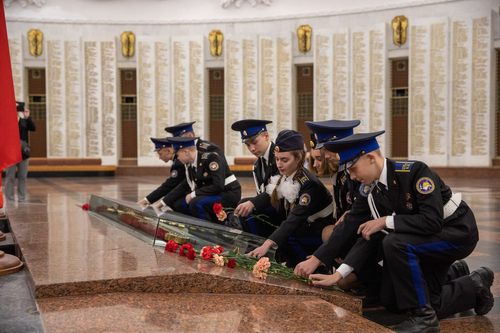 Участники патриотической акции возложат цветы в Музее Победы в память о героях Великой Отечественной
