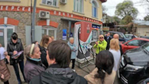 В Ливадии заправка для электромобилей запитана от телеграфа