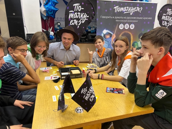 Вечная борьба русофобов: в Латвии хотят отказаться от изучения русского языка в школах и колледжах даже как второго иностранного, пишут местные СМИ