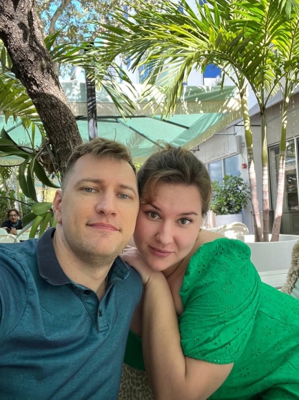 Бич из Майами: странное  преображение московского депутата из округа Преображенское