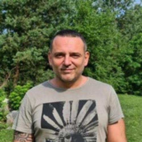 Депутат Рады Украины Бужанский на русском языке поздравил украинцев с Днём Победы, несмотря на запрет Зеленского