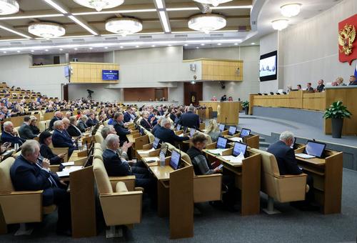 Депутаты Госдумы приняли закон о льготах для детей участников СВО при приеме в вузы