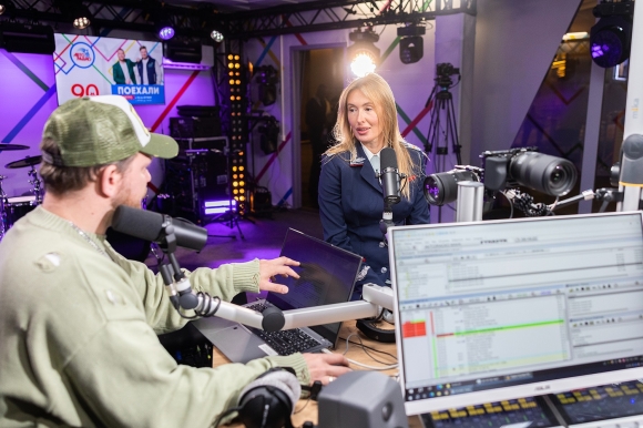 Классный современный проект для самого современного метро в мире