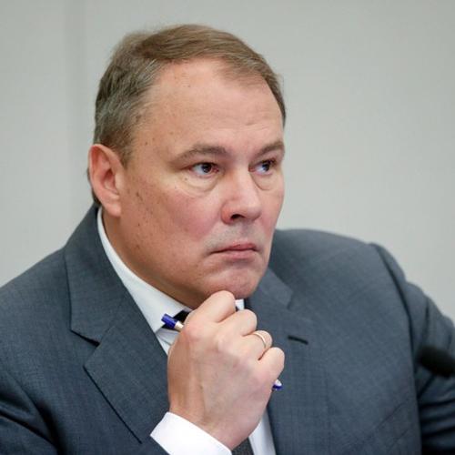 Толстой: значительные изменения могут быть внесены в будущем в Конституцию РФ