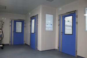 двери для медицинских учреждений
