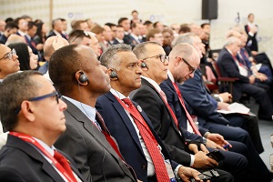 Глобальный энергобаланс: главы крупнейших энергокомпаний и эксперты на ПМЭФ обсудили будущее энергетики