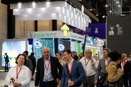 Китай движется к полной энергонезависимости и скоро станет крупным экспортером энергии - глава &laquo;Роснефти&raquo;